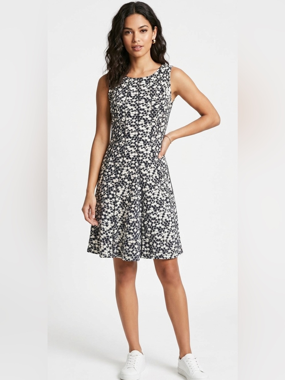 FOREVER 21  Vintage Black, White Abstract Sleeveless A-Line Dress Small petite